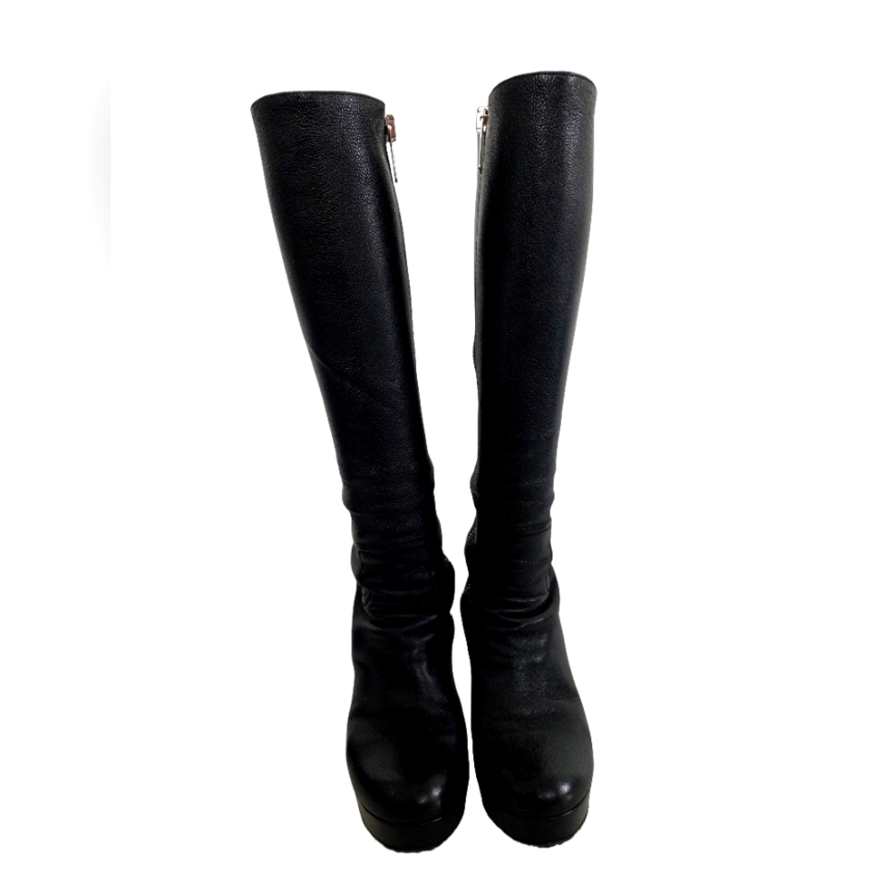 Gucci- Elegant Black Knee-High Boots